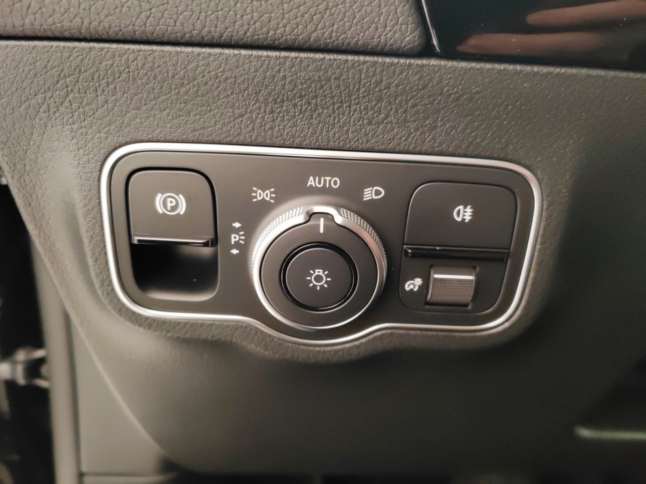 B 180 d Progressive Advanced Plus auto - Certified