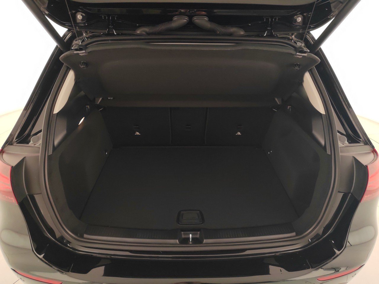 B 180 d Progressive Advanced Plus auto - Certified