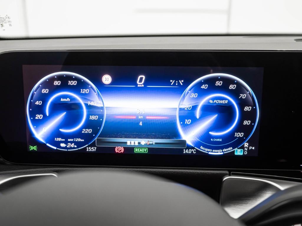 EQB 250+ AMG Line Premium - Certified