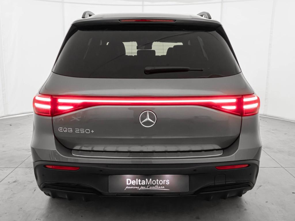 EQB 250+ AMG Line Premium - Certified