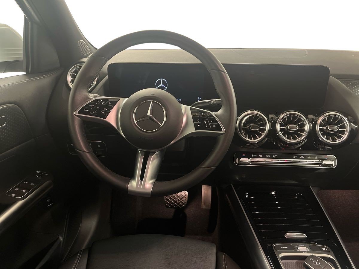EQA 300 Progressive Advanced 4matic - Certified