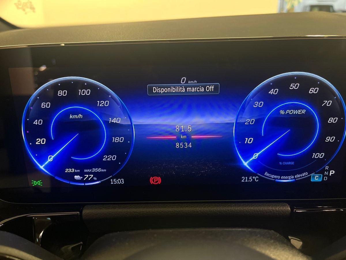 EQA 300 Progressive Advanced 4matic - Certified