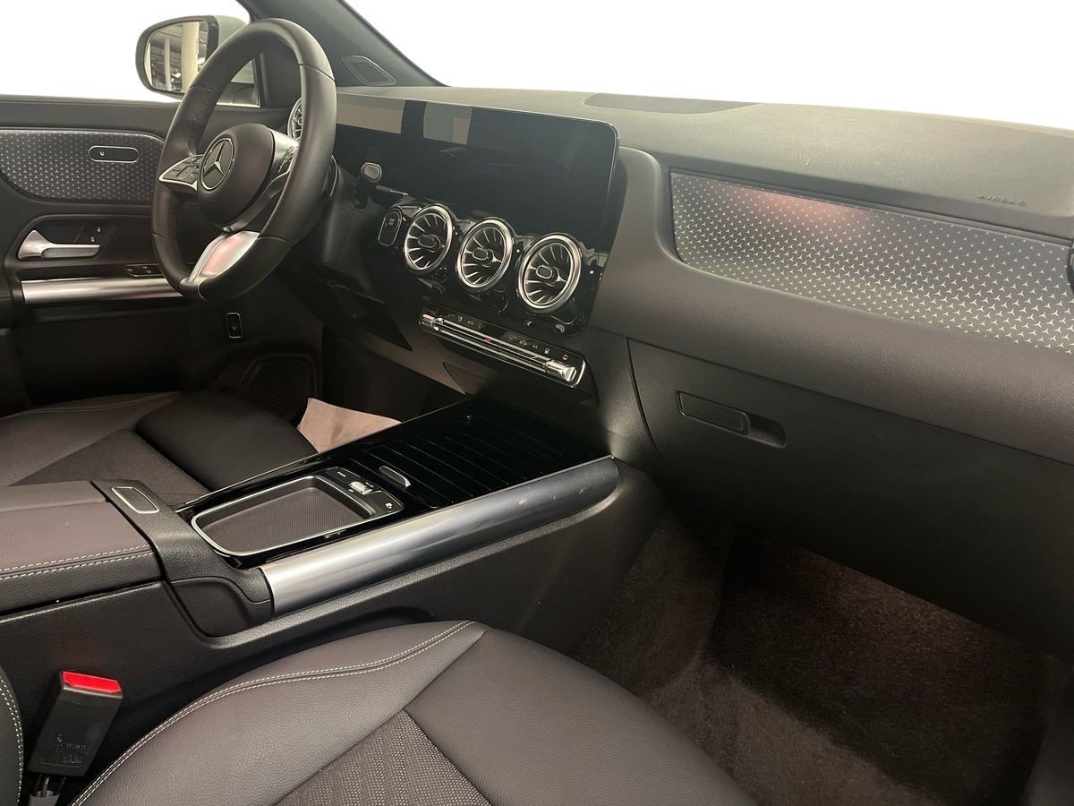 EQA 300 Progressive Advanced 4matic - Certified