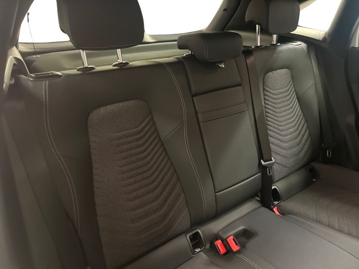 EQA 300 Progressive Advanced 4matic - Certified