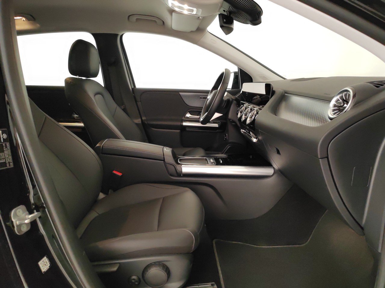 B 180 Progressive Advanced Plus auto - Certified