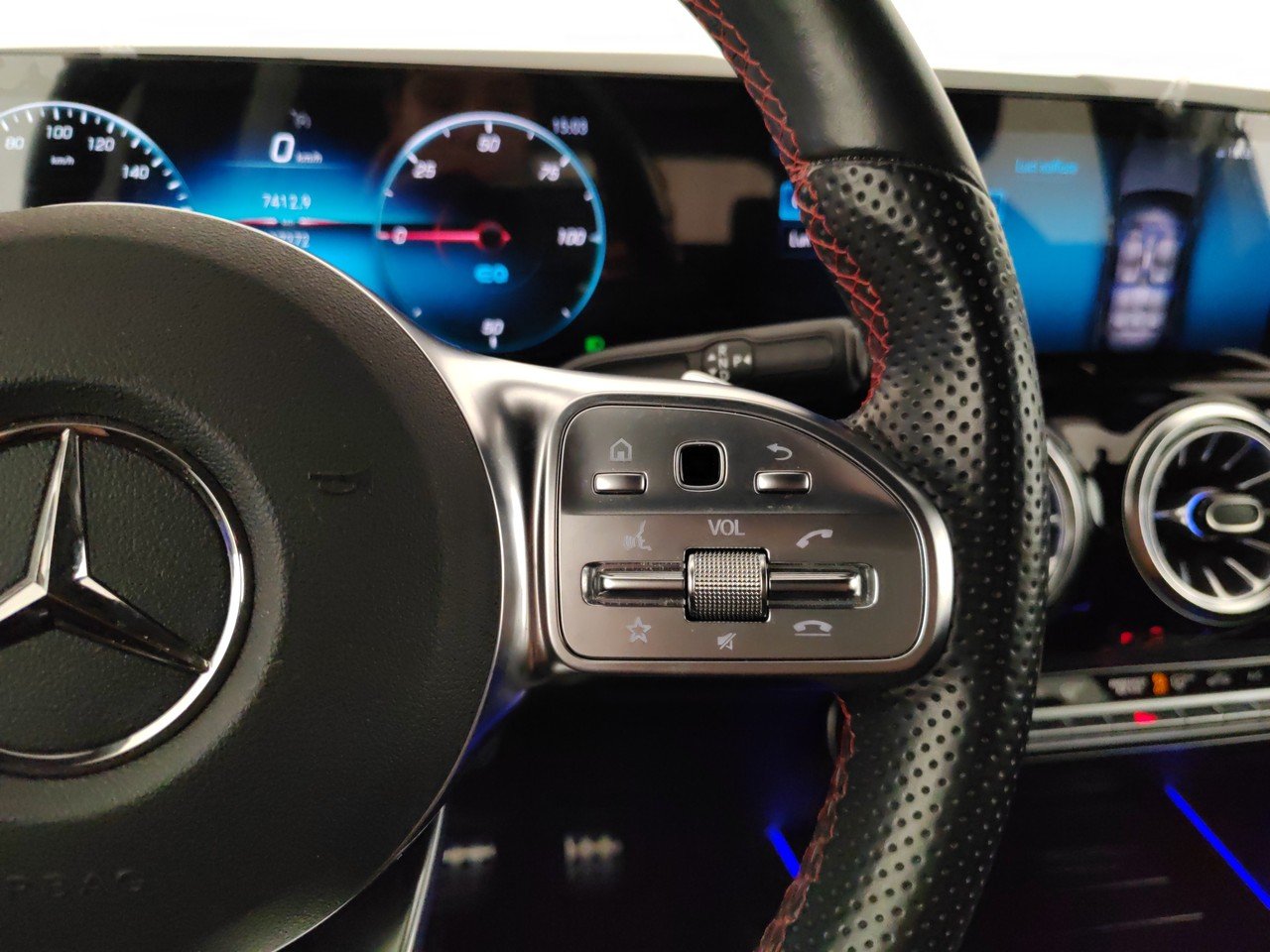 EQA 250 Sport - Certified