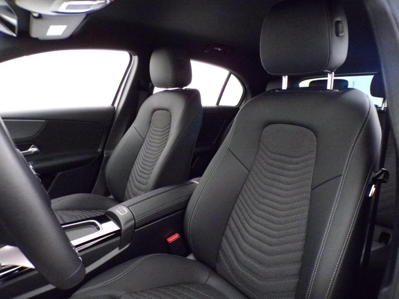 A 200 d Progressive Advanced auto - Certified