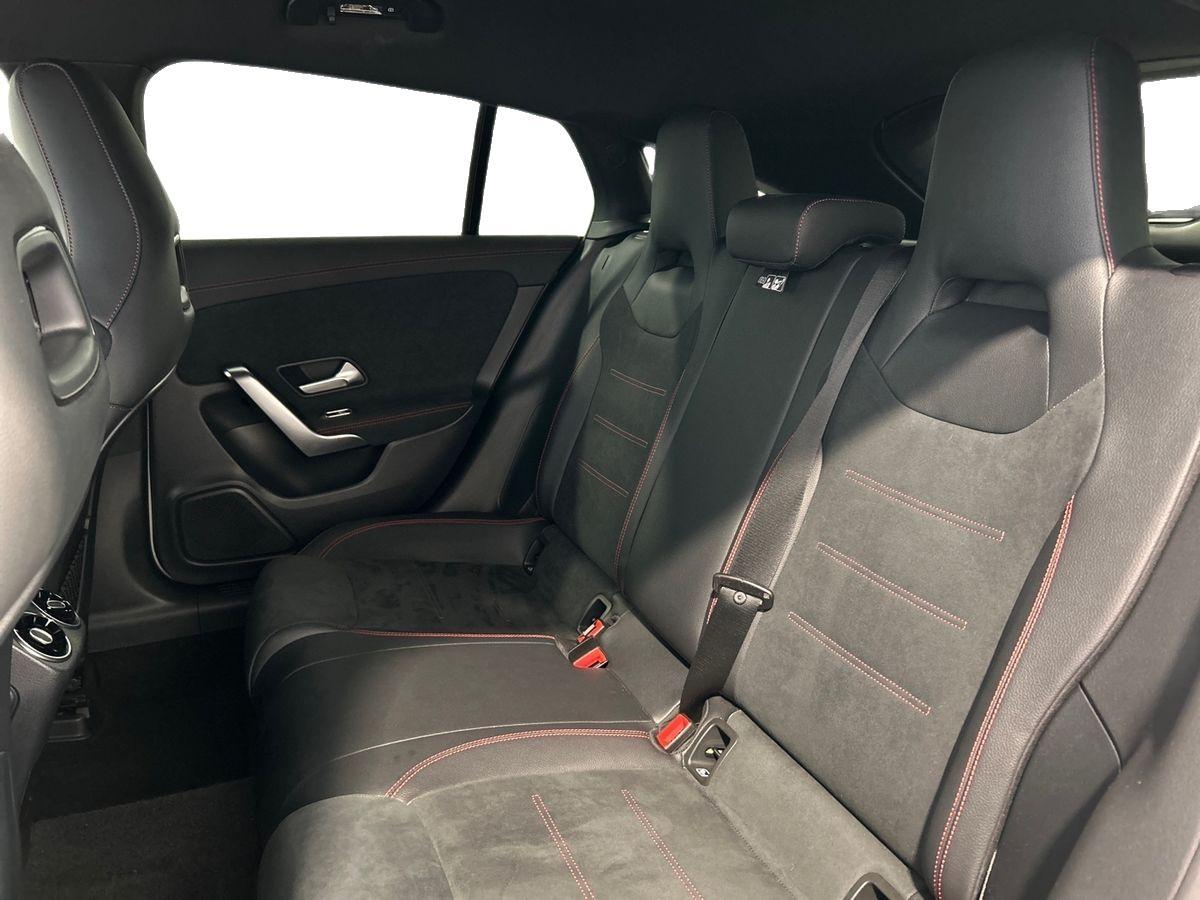 CLA Shooting Brake 180 d Premium auto - Certified