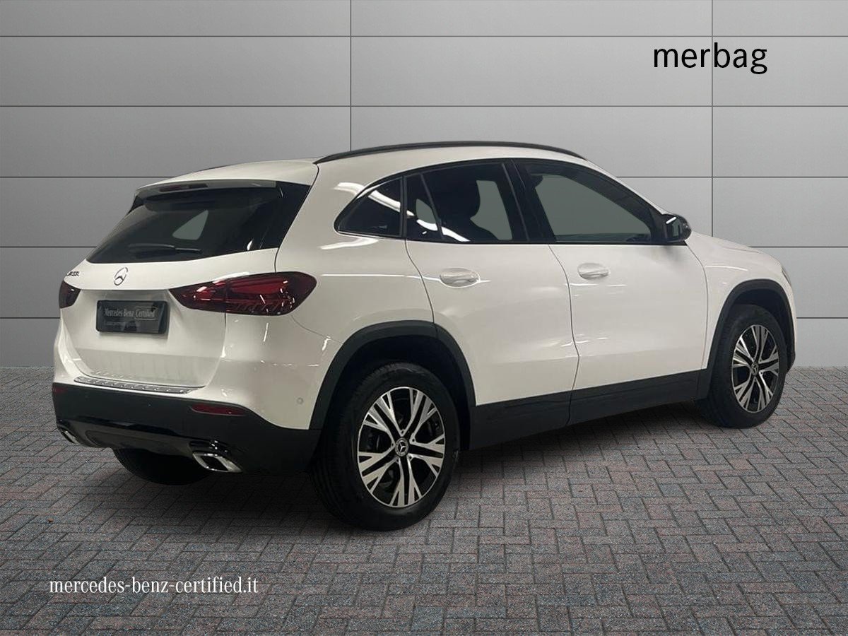 GLA 180 d Business auto - Certified