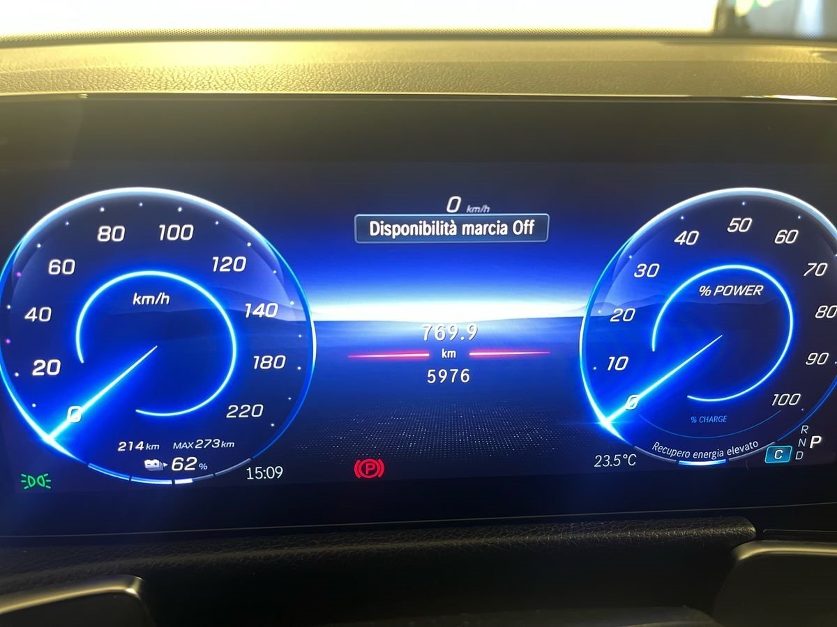 EQB 300 Progressive Advanced 4matic - Certified