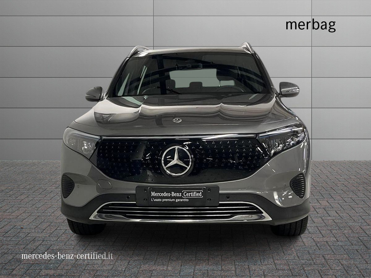 EQB 300 Progressive Advanced 4matic - Certified