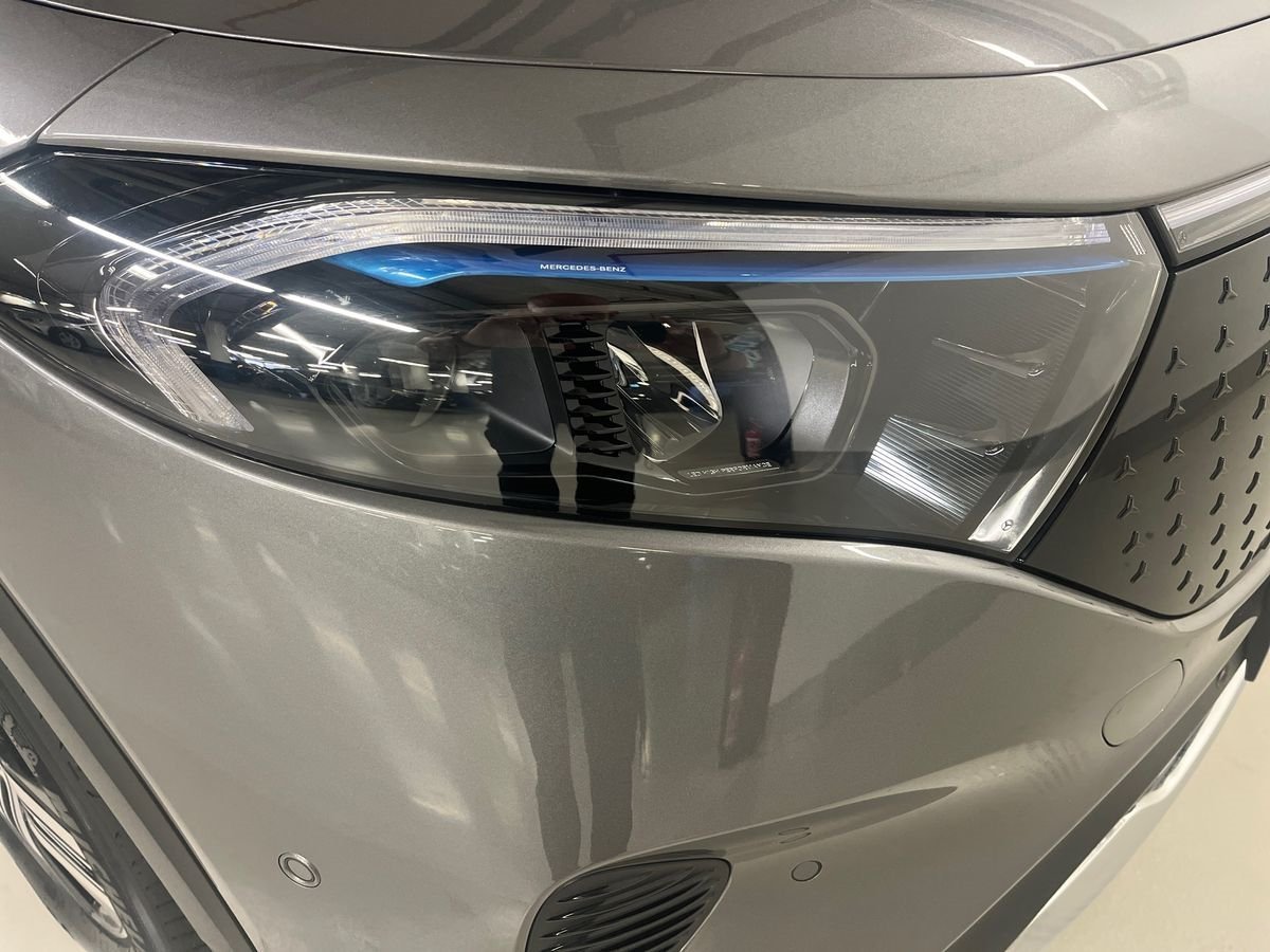 EQB 300 Progressive Advanced 4matic - Certified