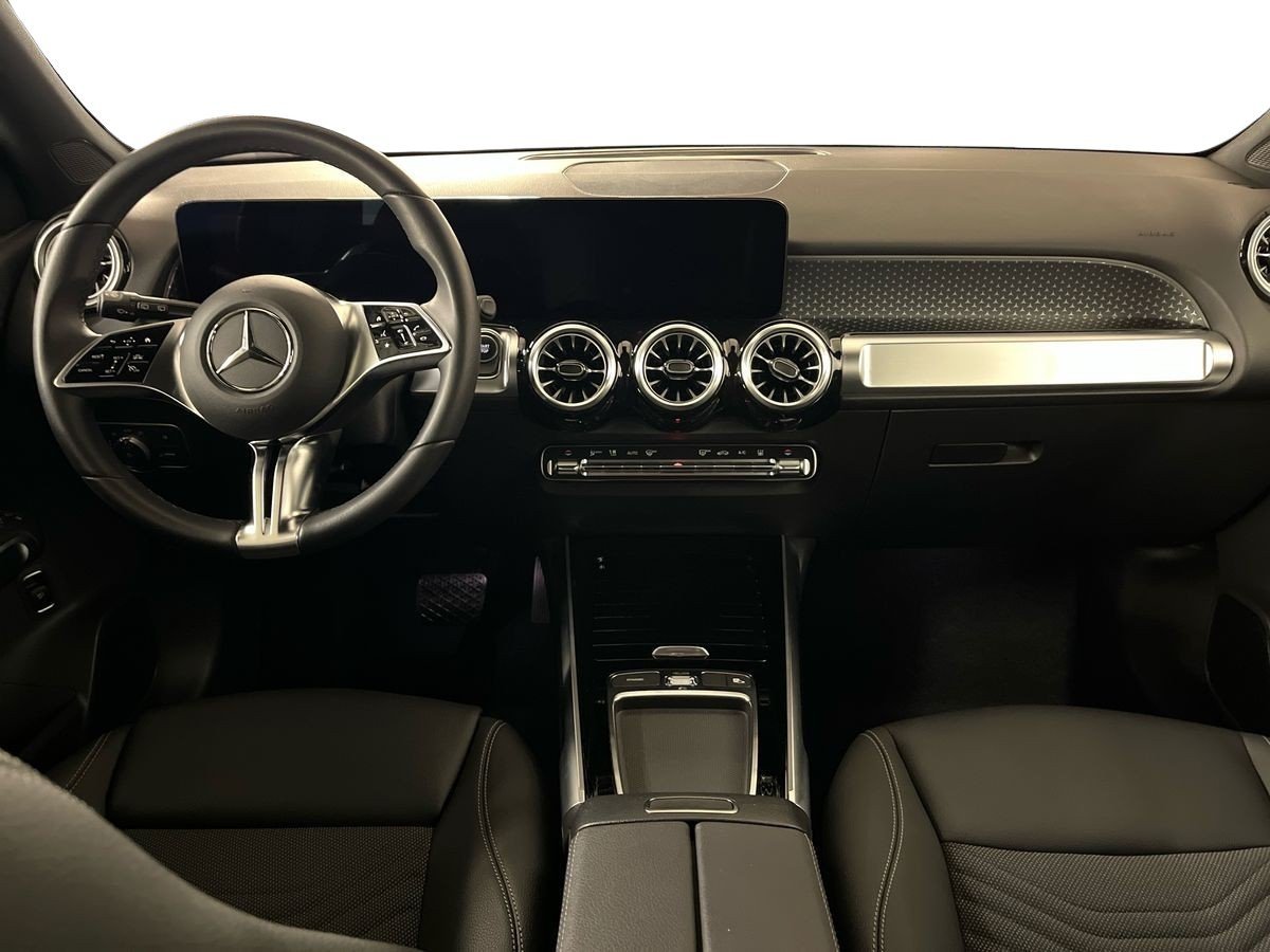 EQB 300 Progressive Advanced 4matic - Certified