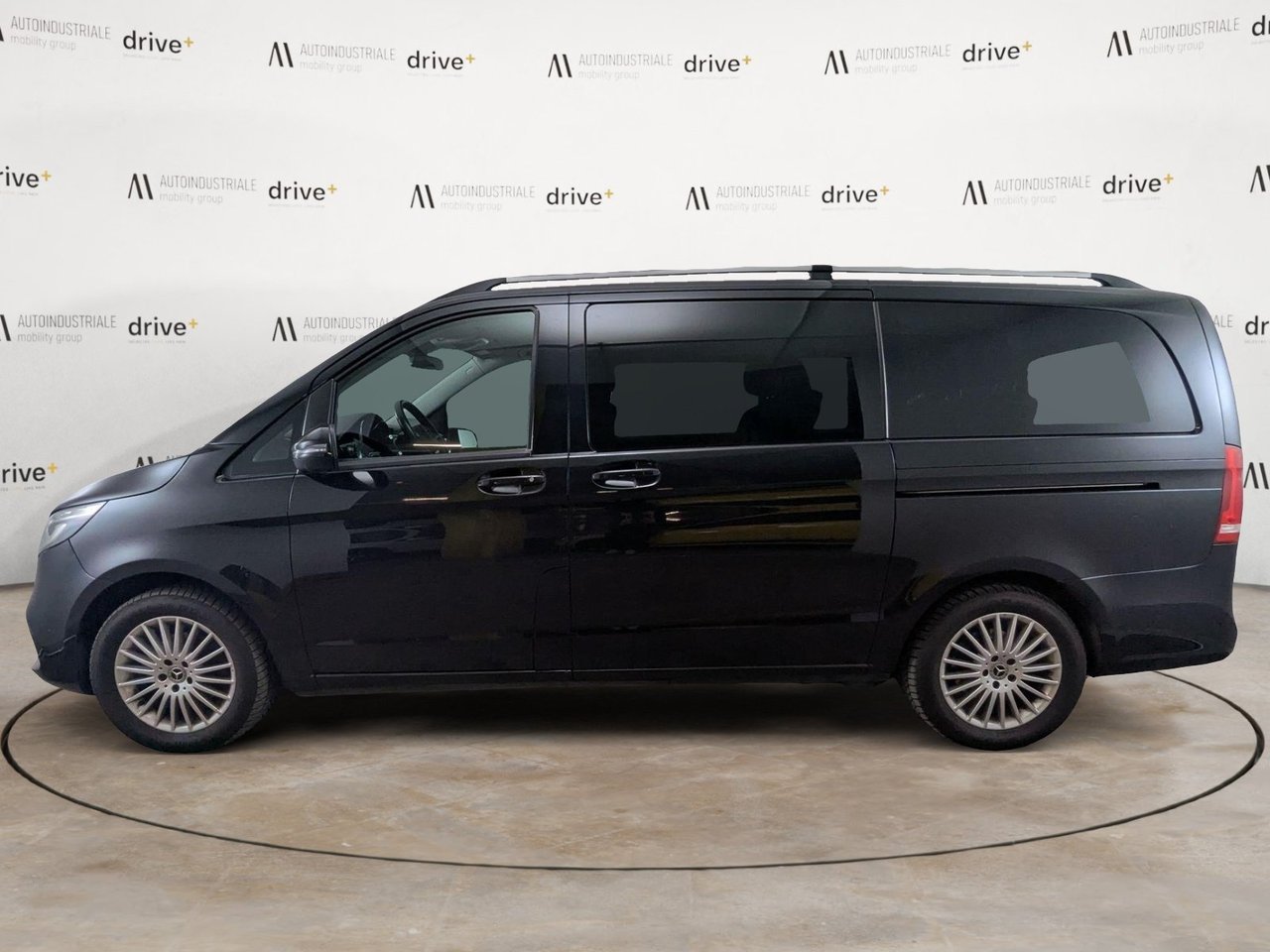 V Long 220 d Executive auto - Certified