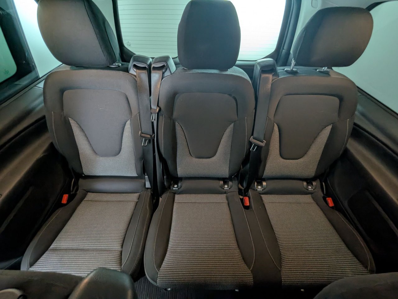 V Long 220 d Executive auto - Certified