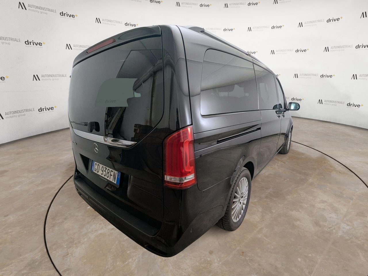 V Long 220 d Executive auto - Certified