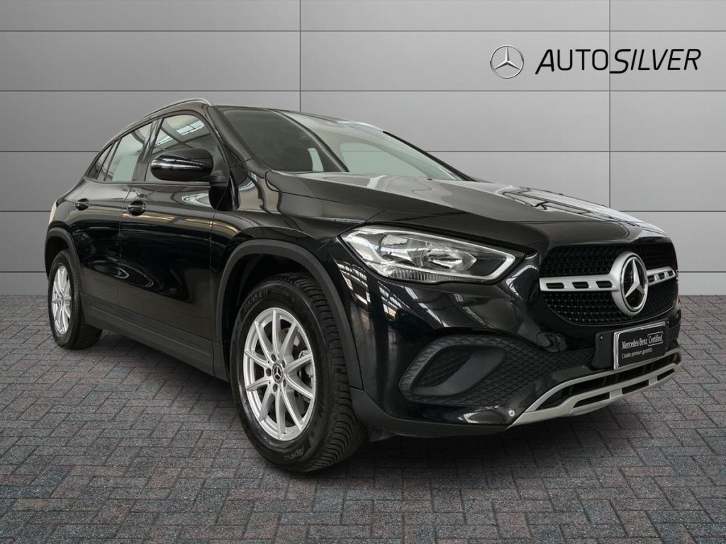 GLA 200 d Executive auto - Mercedes Certified GLA 200 d Executive auto - Mercedes Certified