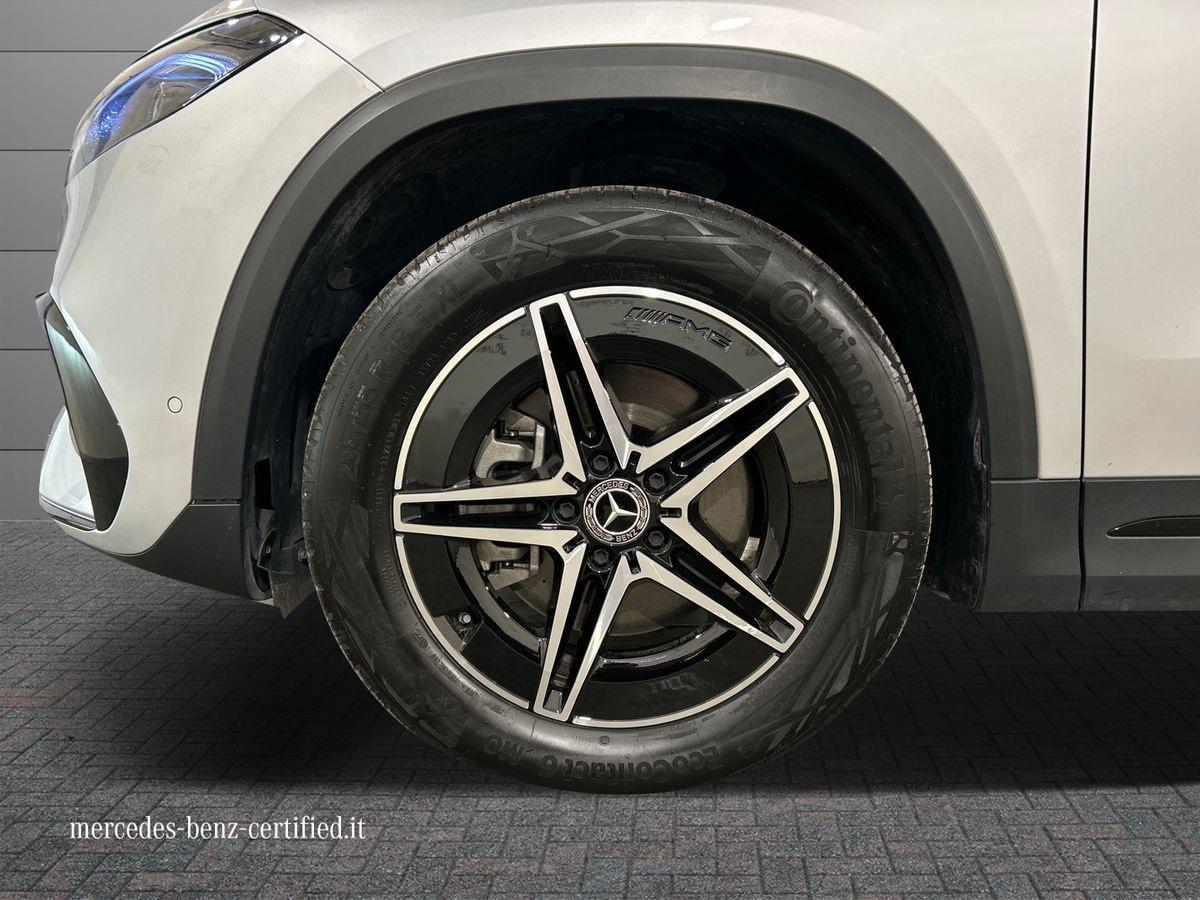EQA 300 Premium 4matic - Certified