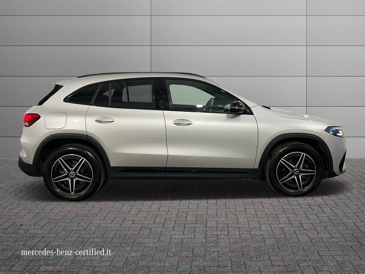 EQA 300 Premium 4matic - Certified