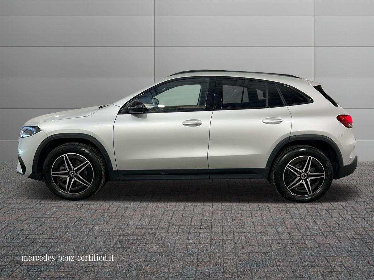 EQA 300 Premium 4matic - Certified