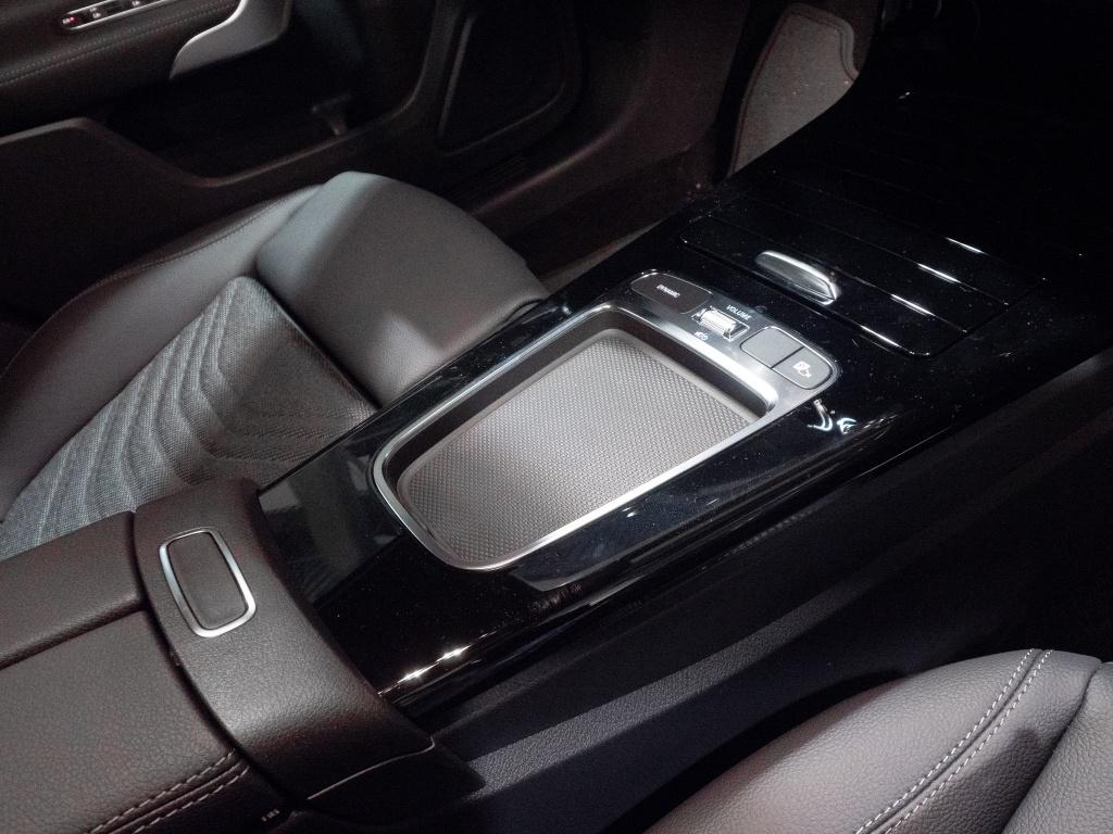 A 250 e phev Progressive Advanced auto - Certified