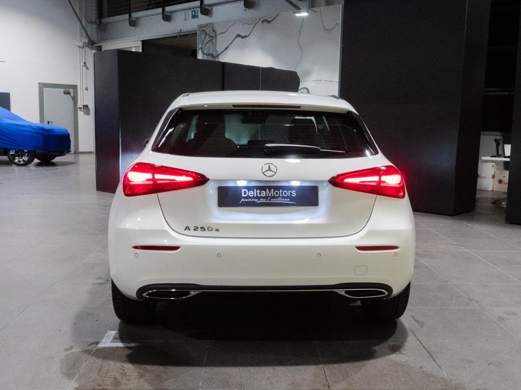 A 250 e phev Progressive Advanced auto - Certified