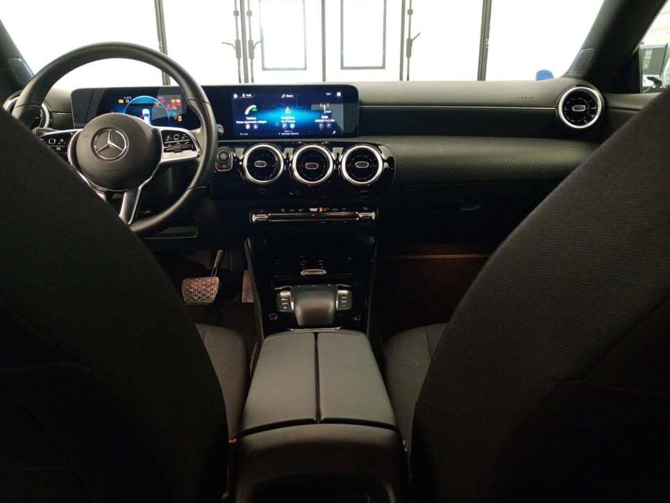 CLA Shooting Brake 200 d Business Extra auto - Certified