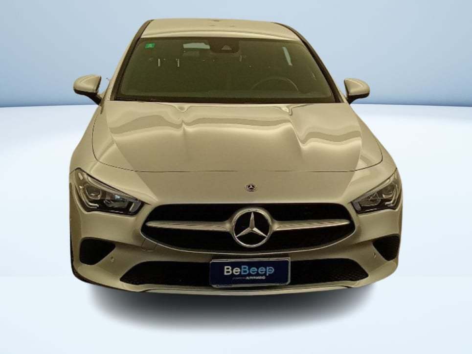 CLA Shooting Brake 200 d Business Extra auto - Certified