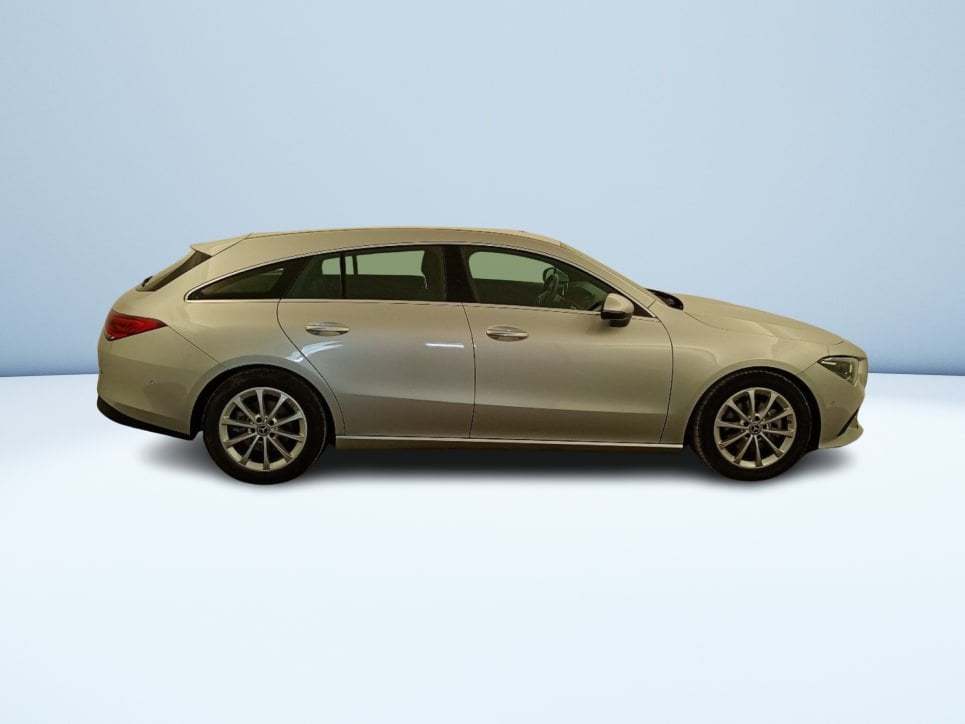 CLA Shooting Brake 200 d Business Extra auto - Certified