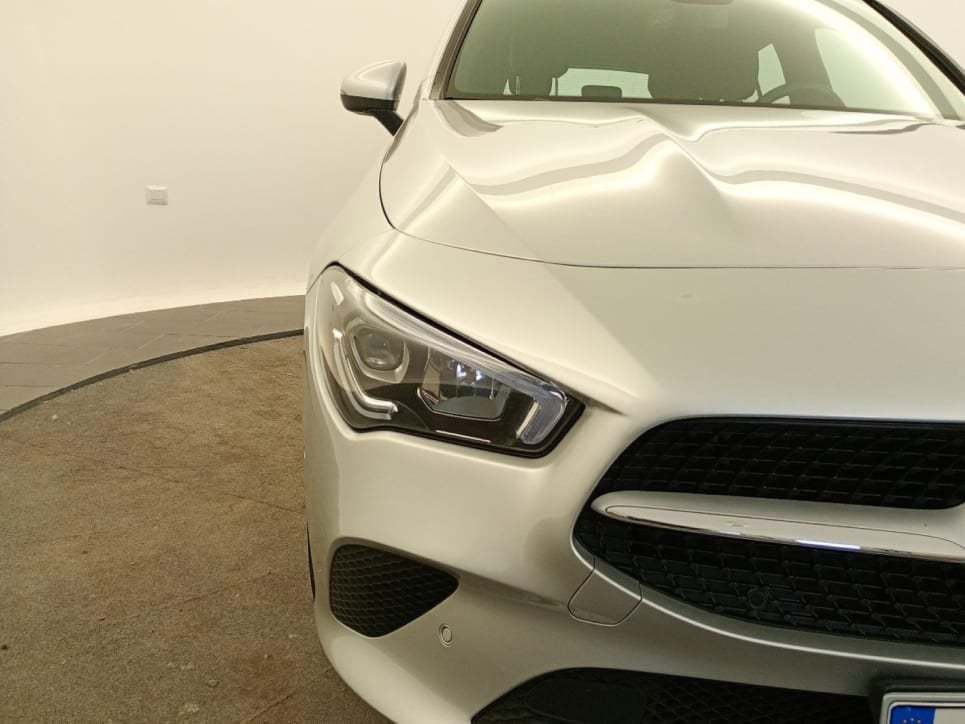 CLA Shooting Brake 200 d Business Extra auto - Certified