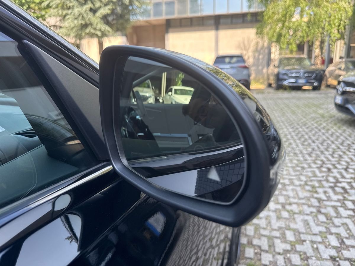 C SW 220 d mhev Premium auto - Certified