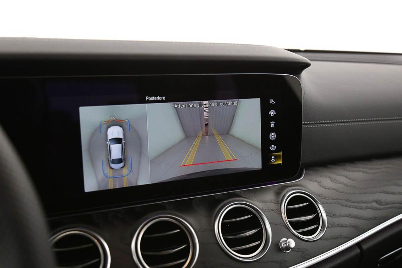 E 300 de phev (eq-power) Premium Plus 4matic auto - Certified