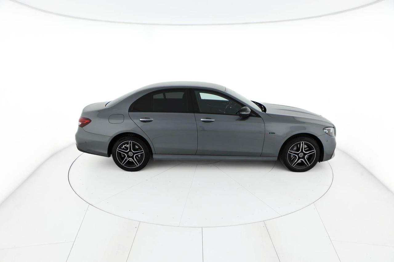 E 300 de phev (eq-power) Premium Plus 4matic auto - Certified