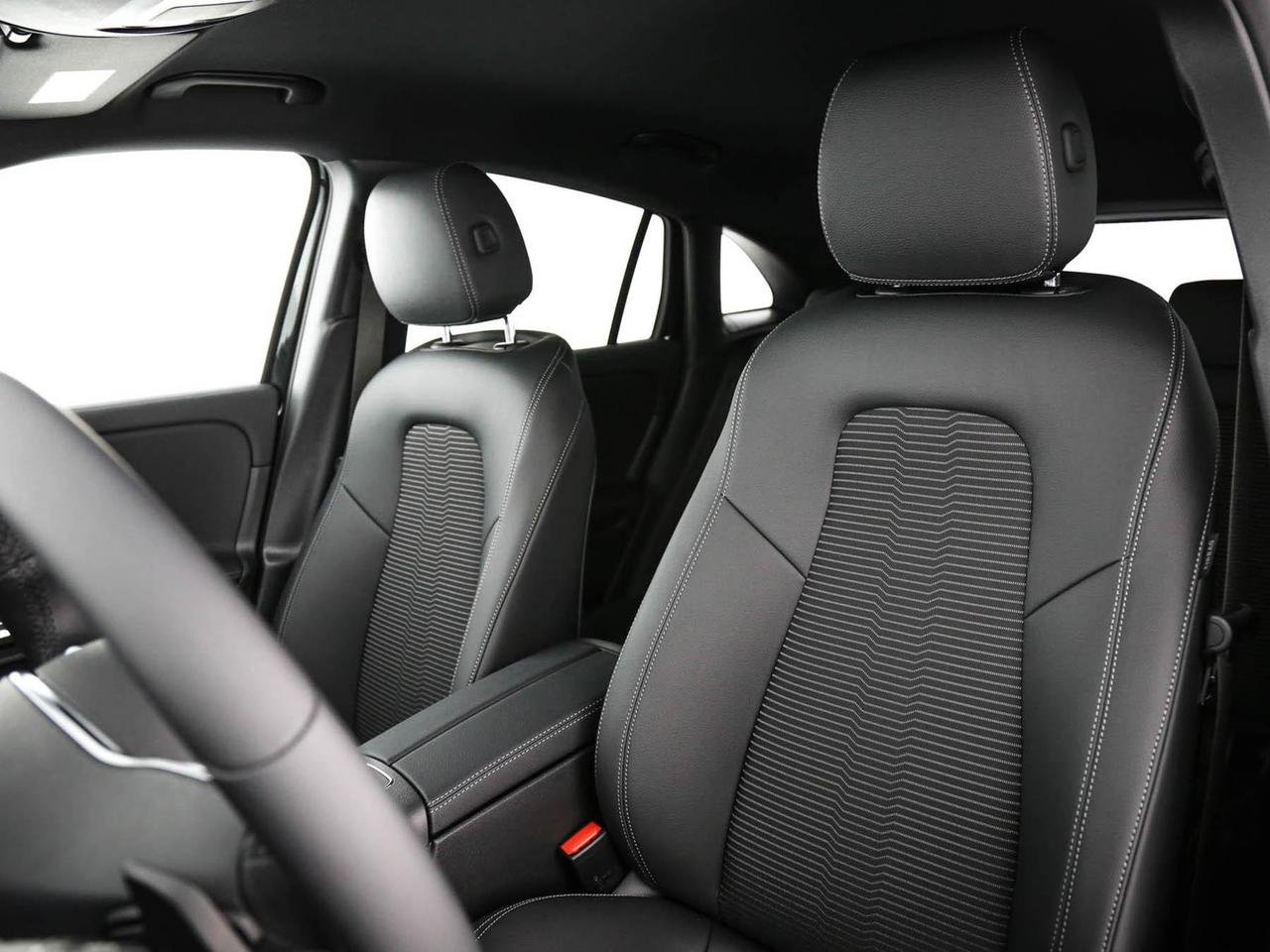 EQA 250 Sport - Certified