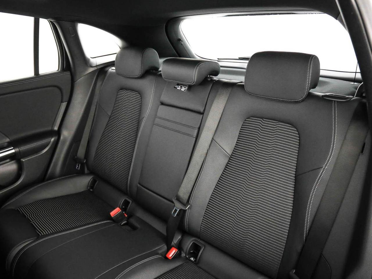 EQA 250 Sport - Certified