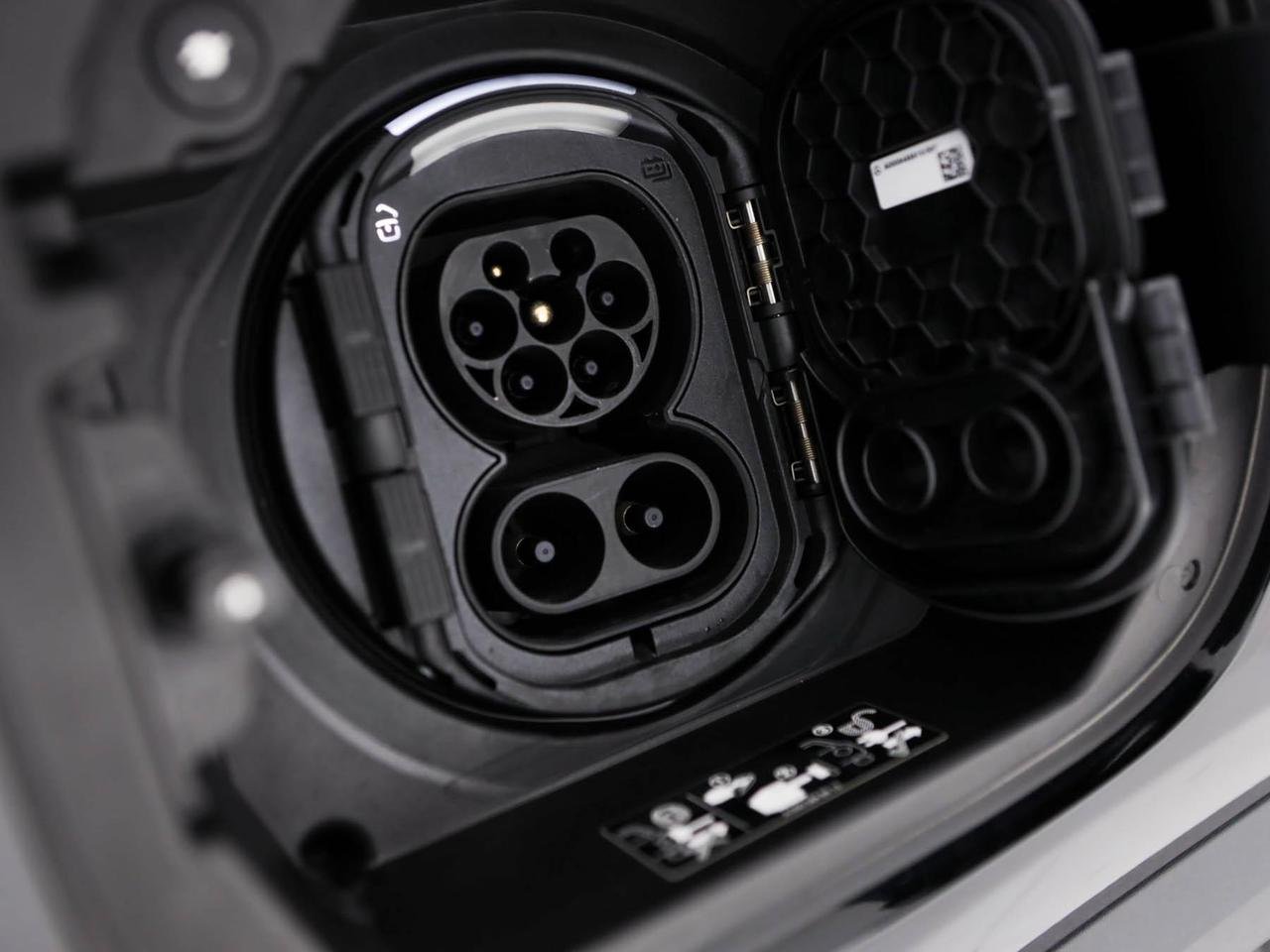 EQA 250 Sport - Certified