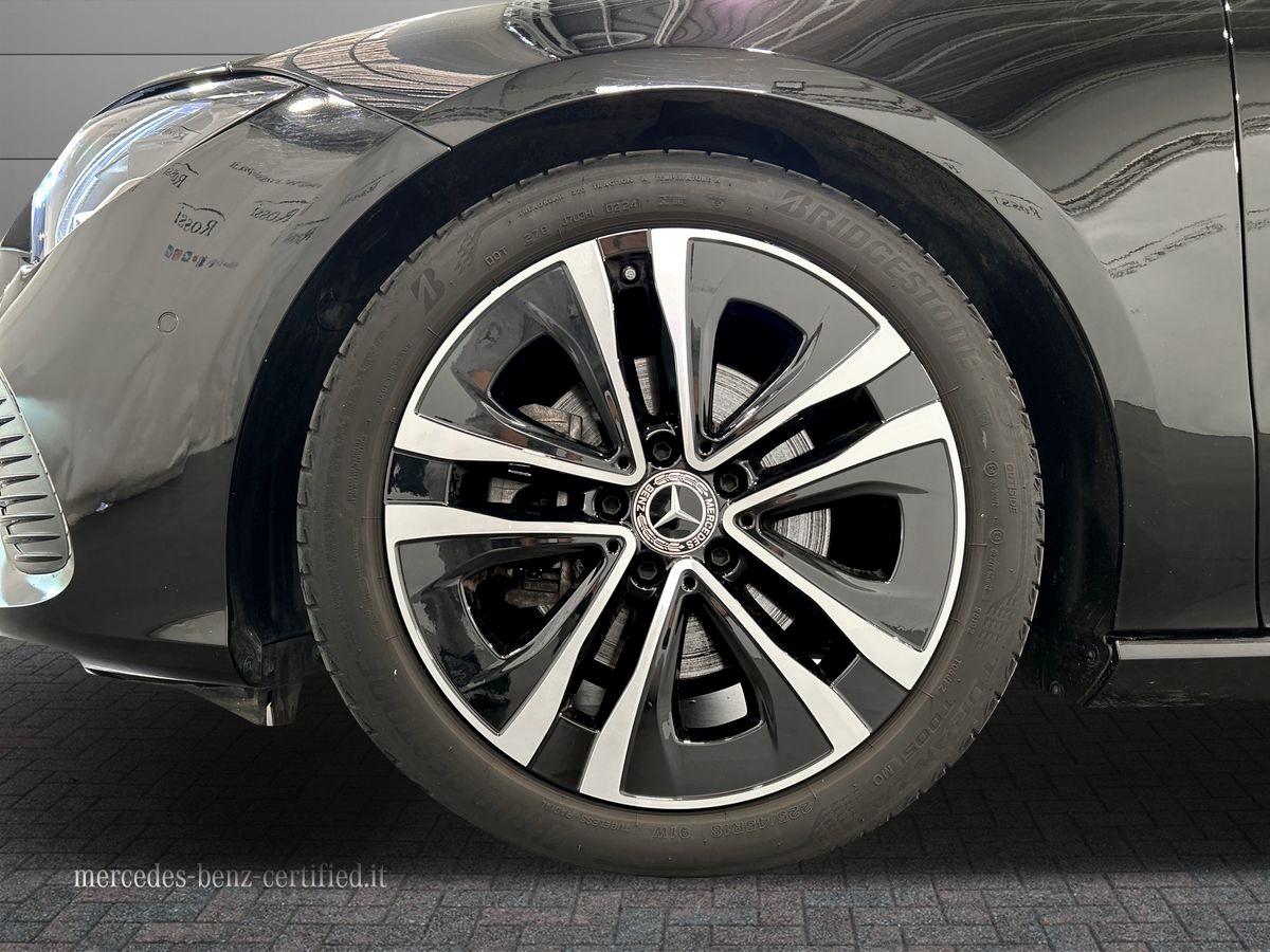 CLA Shooting Brake 180 d Progressive Advanced auto - Certified