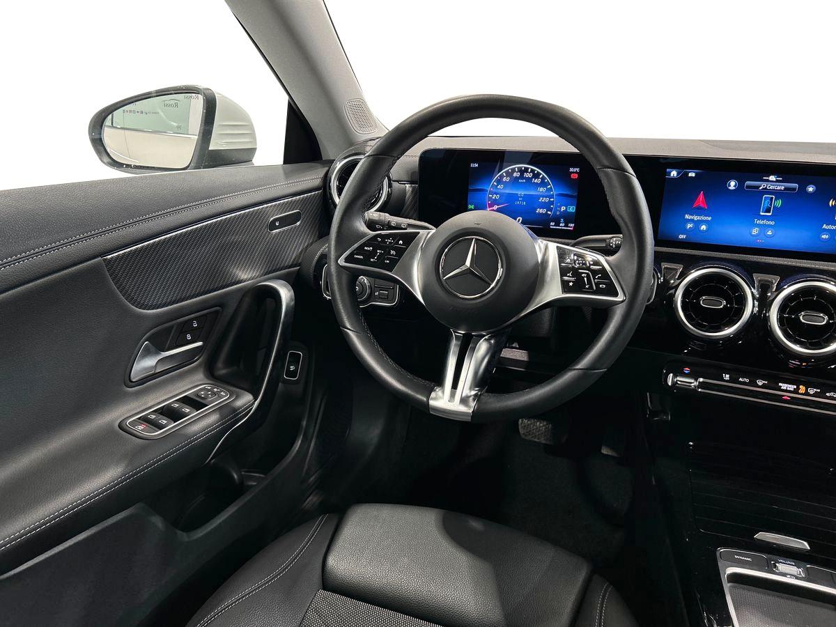 CLA Shooting Brake 180 d Progressive Advanced auto - Certified