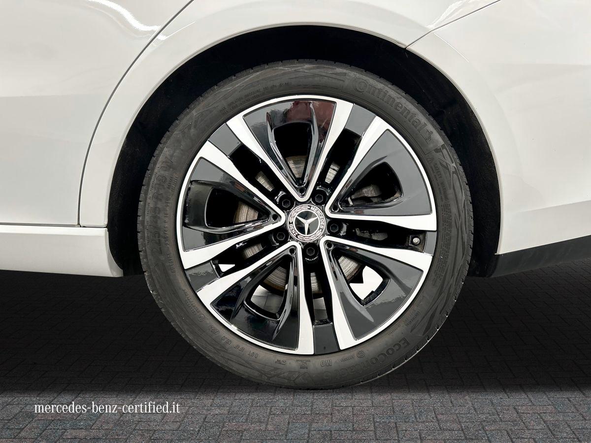CLA Shooting Brake 180 d Progressive Advanced auto - Certified