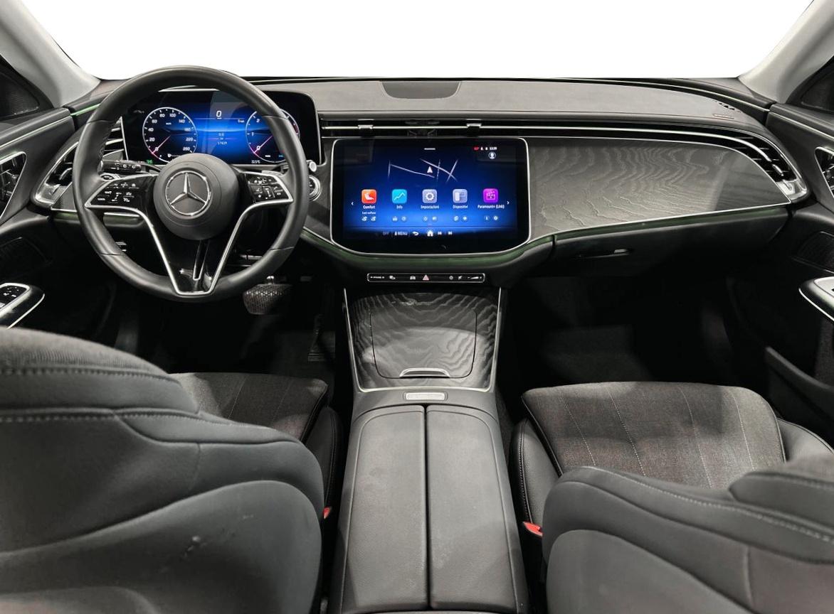 E SW 220 d Advanced auto - Certified
