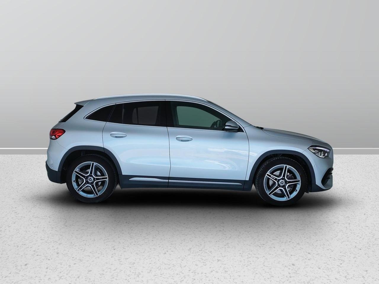 GLA 180 d Premium auto - Certified