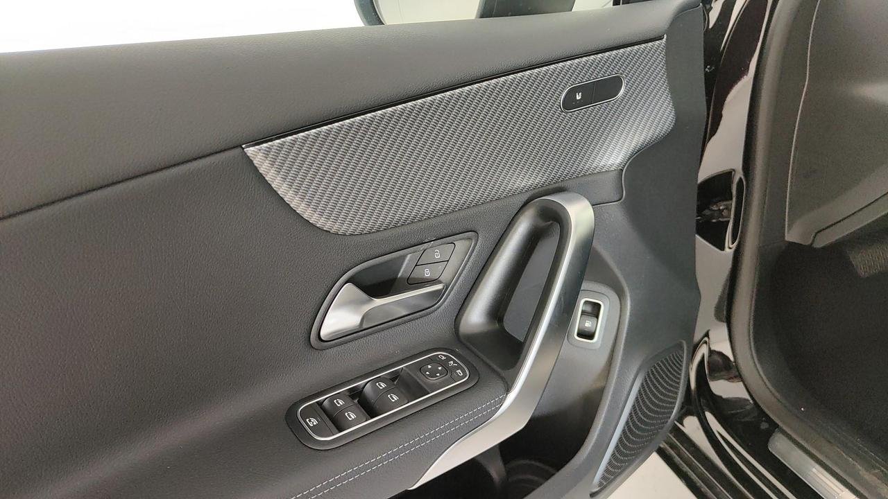 A 250 e phev Progressive Advanced auto - Certified