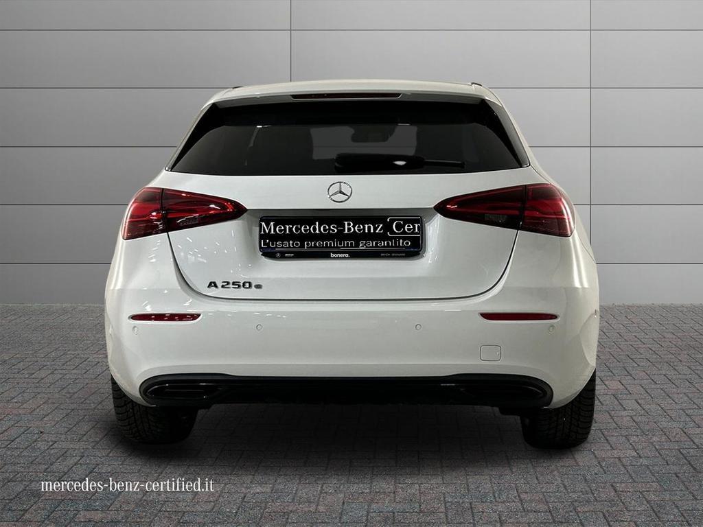 A 250 e phev Progressive Advanced auto - Certified