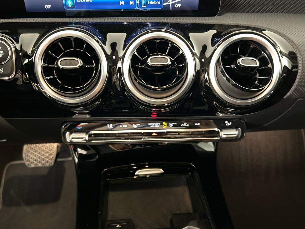 CLA Shooting Brake 180 d Progressive Advanced auto - Certified