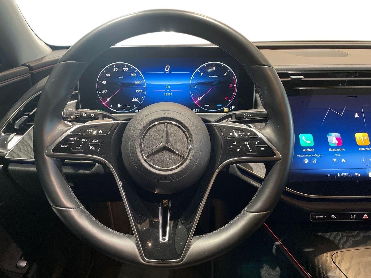 E SW 220 d Advanced auto - Certified