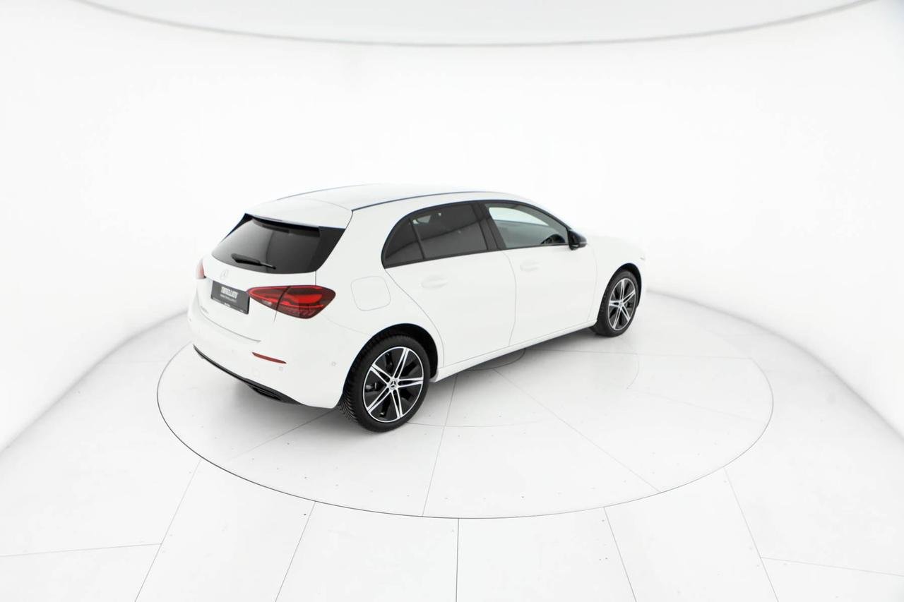 A 250 e phev Progressive Advanced auto - Certified