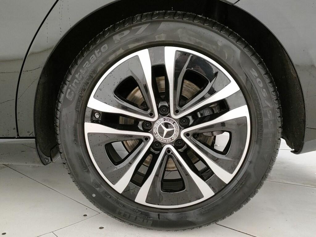 CLA Shooting Brake 180 d Advanced auto - Certified