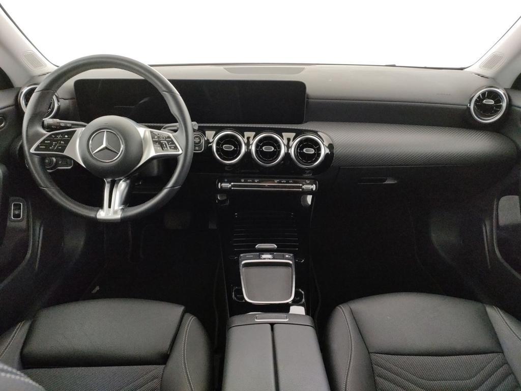 CLA Shooting Brake 180 d Advanced auto - Certified
