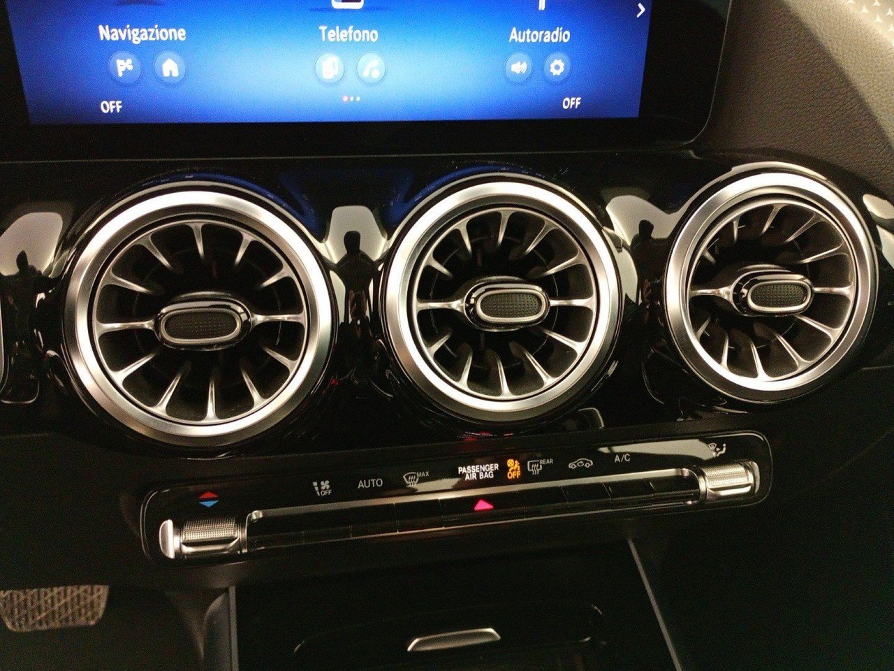B 180 Progressive Advanced Plus auto - Certified