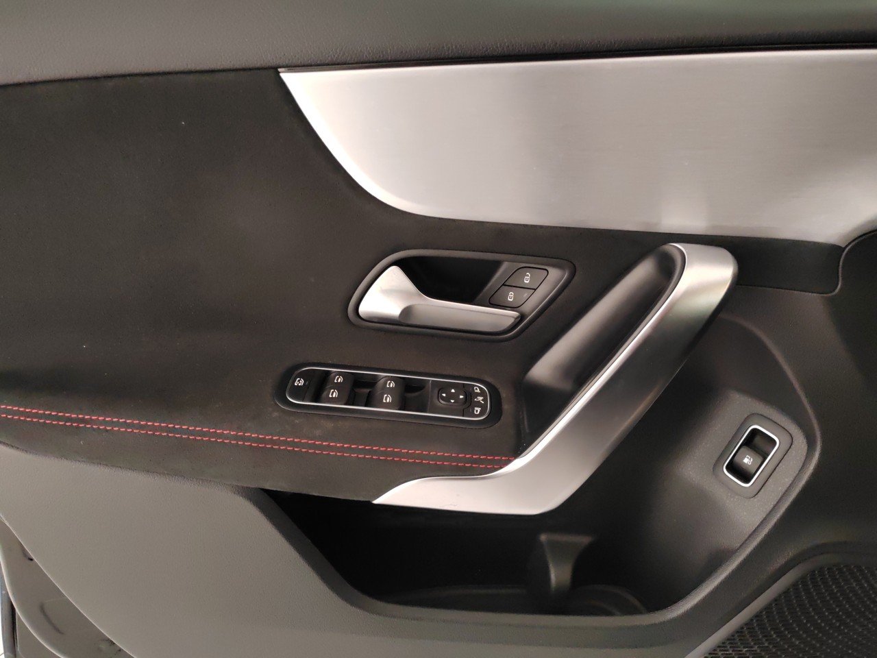 A 250 e phev (eq-power) Premium auto - Certified